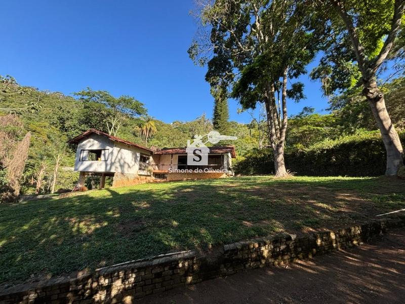 Comprar Casa em Itaipava, Petrópolis/RJ - Simone de Oliveira Imóveis