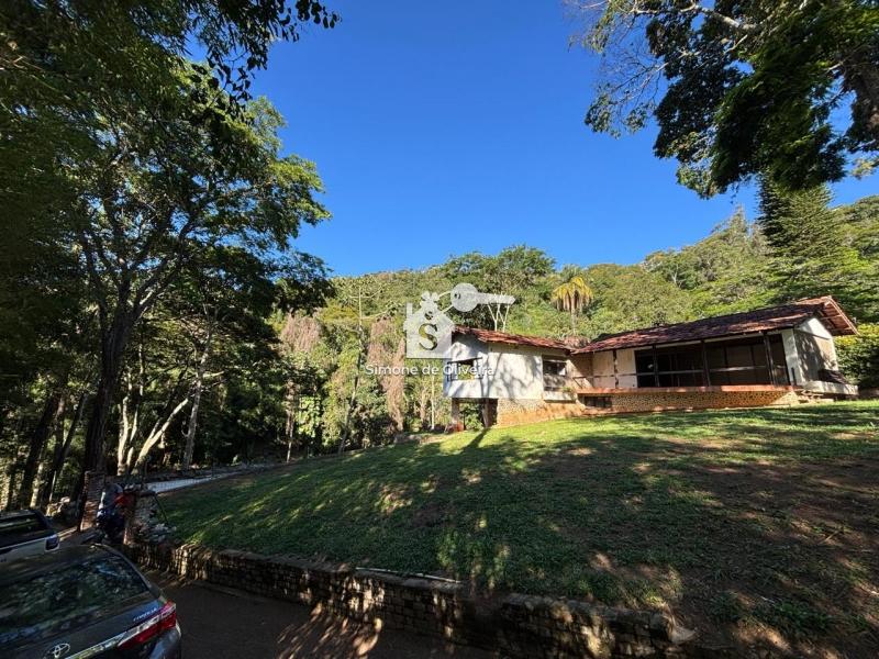Comprar Casa em Itaipava, Petrópolis/RJ - Simone de Oliveira Imóveis