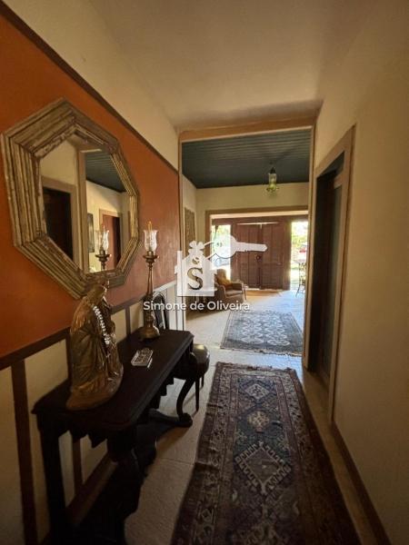 Comprar Casa em Itaipava, Petrópolis/RJ - Simone de Oliveira Imóveis