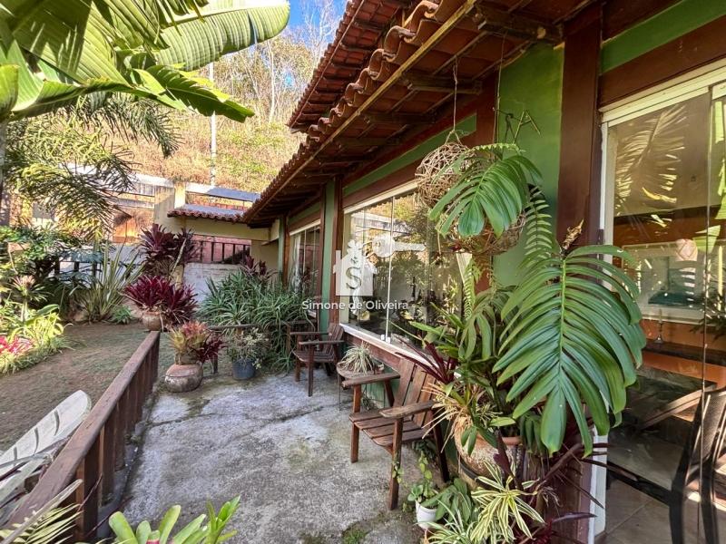 Comprar Casa em Itaipava, Petrópolis/RJ - Simone de Oliveira Imóveis