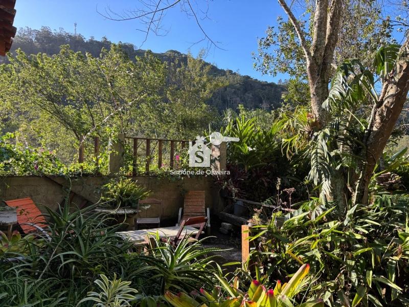 Comprar Casa em Itaipava, Petrópolis/RJ - Simone de Oliveira Imóveis