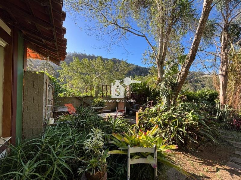 Comprar Casa em Itaipava, Petrópolis/RJ - Simone de Oliveira Imóveis
