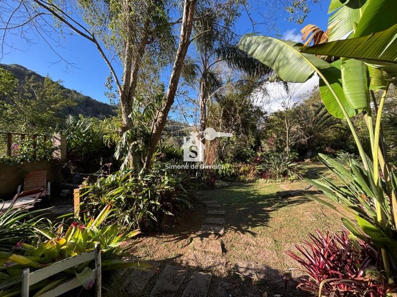 Comprar Casa em Itaipava, Petrópolis/RJ - Simone de Oliveira Imóveis