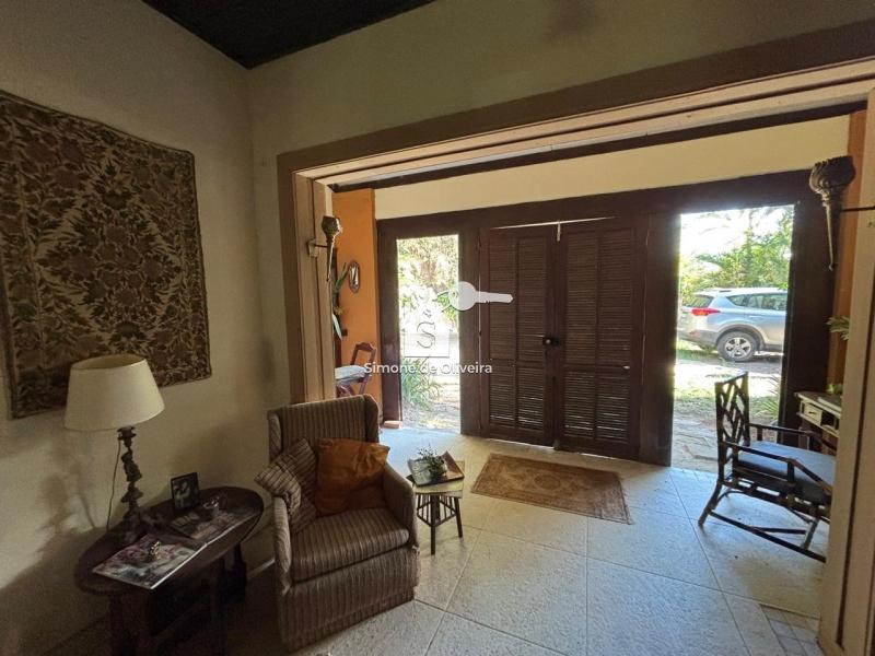 Comprar Casa em Itaipava, Petrópolis/RJ - Simone de Oliveira Imóveis
