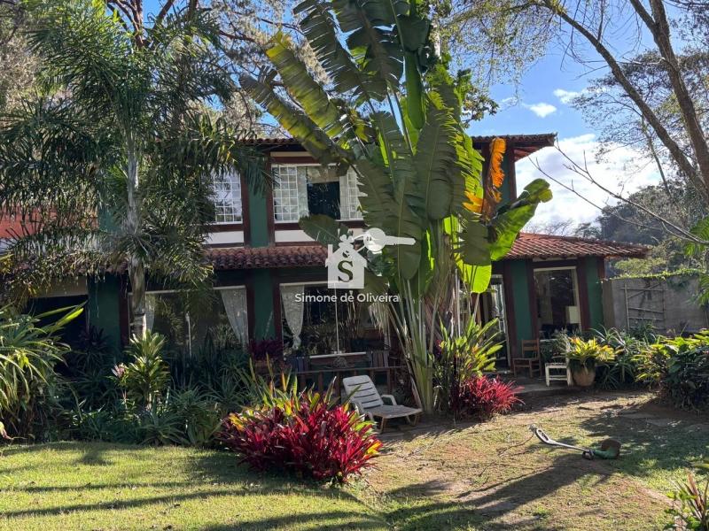 Comprar Casa em Itaipava, Petrópolis/RJ - Simone de Oliveira Imóveis