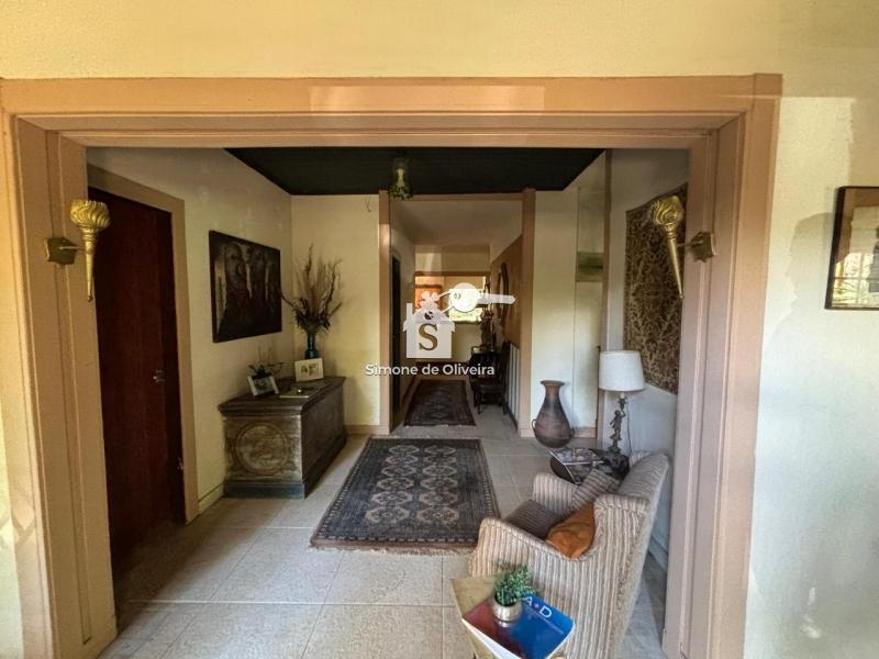Comprar Casa em Itaipava, Petrópolis/RJ - Simone de Oliveira Imóveis