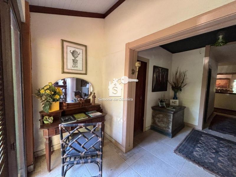Comprar Casa em Itaipava, Petrópolis/RJ - Simone de Oliveira Imóveis