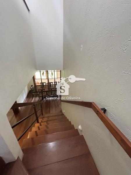 Comprar Casa em Itaipava, Petrópolis/RJ - Simone de Oliveira Imóveis