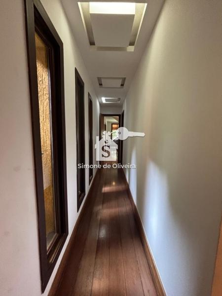 Comprar Casa em Itaipava, Petrópolis/RJ - Simone de Oliveira Imóveis