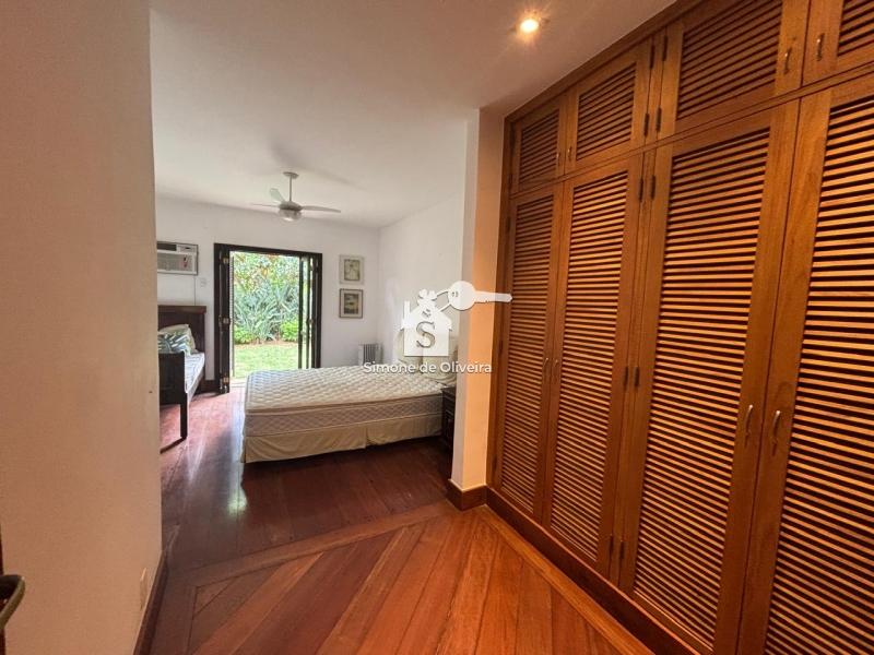 Comprar Casa em Itaipava, Petrópolis/RJ - Simone de Oliveira Imóveis
