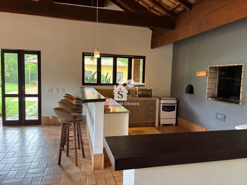 Comprar Casa em Itaipava, Petrópolis/RJ - Simone de Oliveira Imóveis