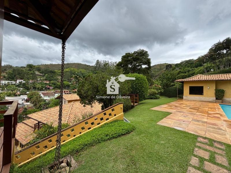 Comprar Casa em Itaipava, Petrópolis/RJ - Simone de Oliveira Imóveis