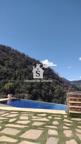 Comprar Casa em Itaipava, Petrópolis/RJ - Simone de Oliveira Imóveis