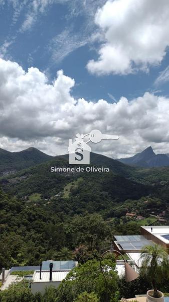 Comprar Casa em Itaipava, Petrópolis/RJ - Simone de Oliveira Imóveis