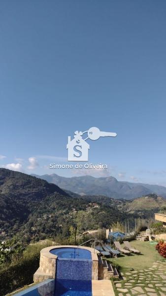 Comprar Casa em Itaipava, Petrópolis/RJ - Simone de Oliveira Imóveis
