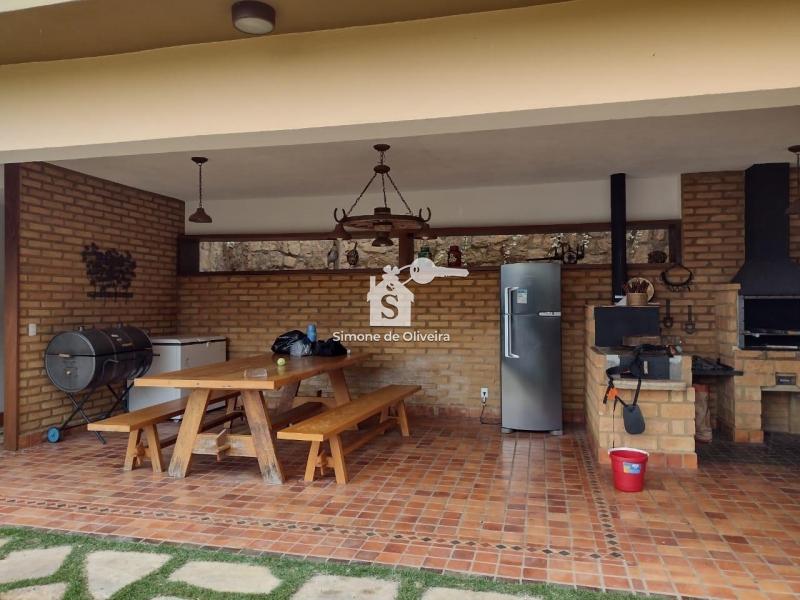 Comprar Casa em Itaipava, Petrópolis/RJ - Simone de Oliveira Imóveis