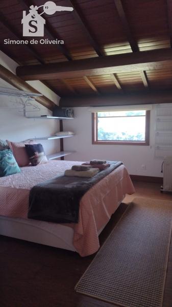 Comprar Casa em Itaipava, Petrópolis/RJ - Simone de Oliveira Imóveis