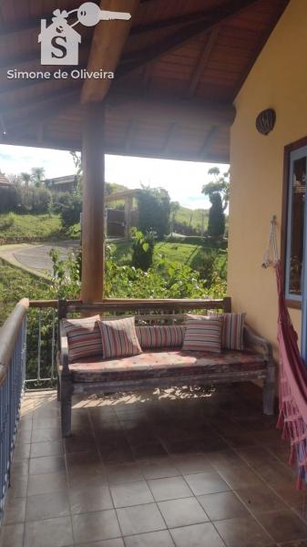 Comprar Casa em Itaipava, Petrópolis/RJ - Simone de Oliveira Imóveis
