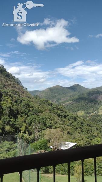 Comprar Casa em Itaipava, Petrópolis/RJ - Simone de Oliveira Imóveis