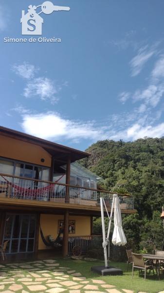 Comprar Casa em Itaipava, Petrópolis/RJ - Simone de Oliveira Imóveis