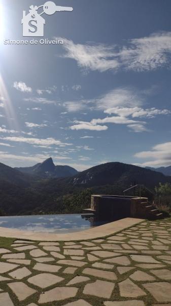 Comprar Casa em Itaipava, Petrópolis/RJ - Simone de Oliveira Imóveis