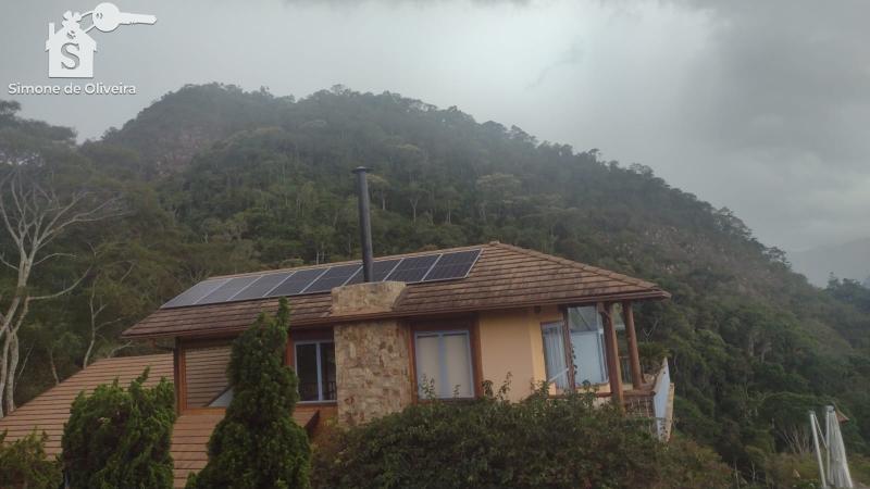 Comprar Casa em Itaipava, Petrópolis/RJ - Simone de Oliveira Imóveis
