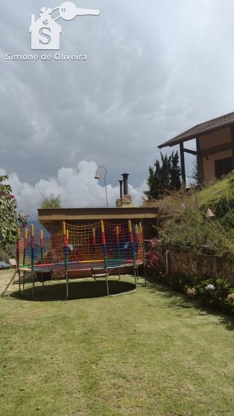 Comprar Casa em Itaipava, Petrópolis/RJ - Simone de Oliveira Imóveis