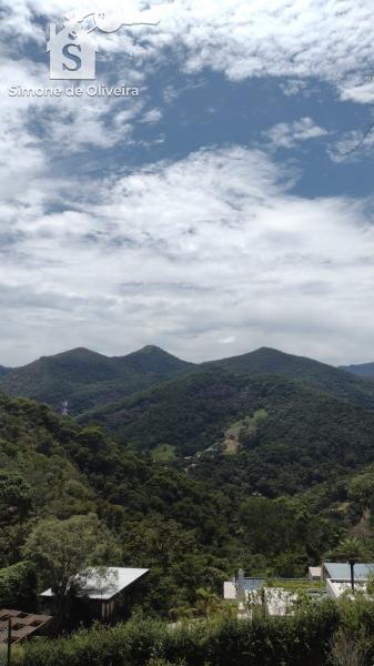 Comprar Casa em Itaipava, Petrópolis/RJ - Simone de Oliveira Imóveis