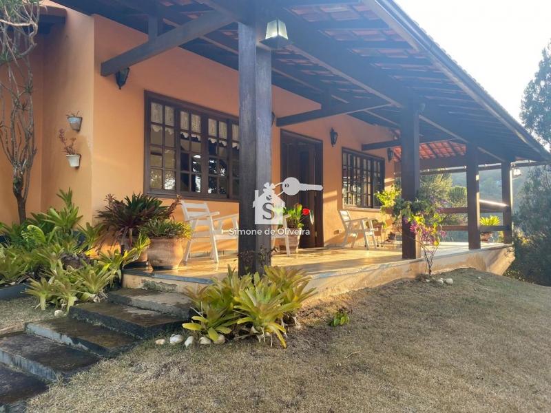 Comprar Casa em Itaipava, Petrópolis/RJ - Simone de Oliveira Imóveis
