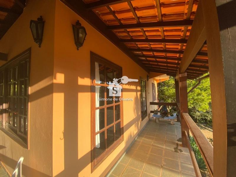 Comprar Casa em Itaipava, Petrópolis/RJ - Simone de Oliveira Imóveis