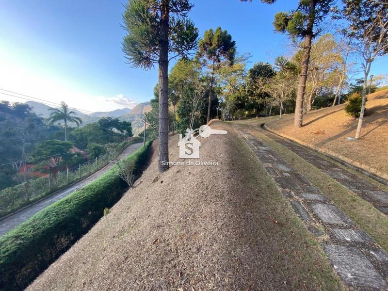 Comprar Casa em Itaipava, Petrópolis/RJ - Simone de Oliveira Imóveis