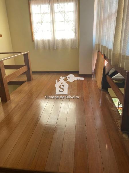 Comprar Casa em Itaipava, Petrópolis/RJ - Simone de Oliveira Imóveis