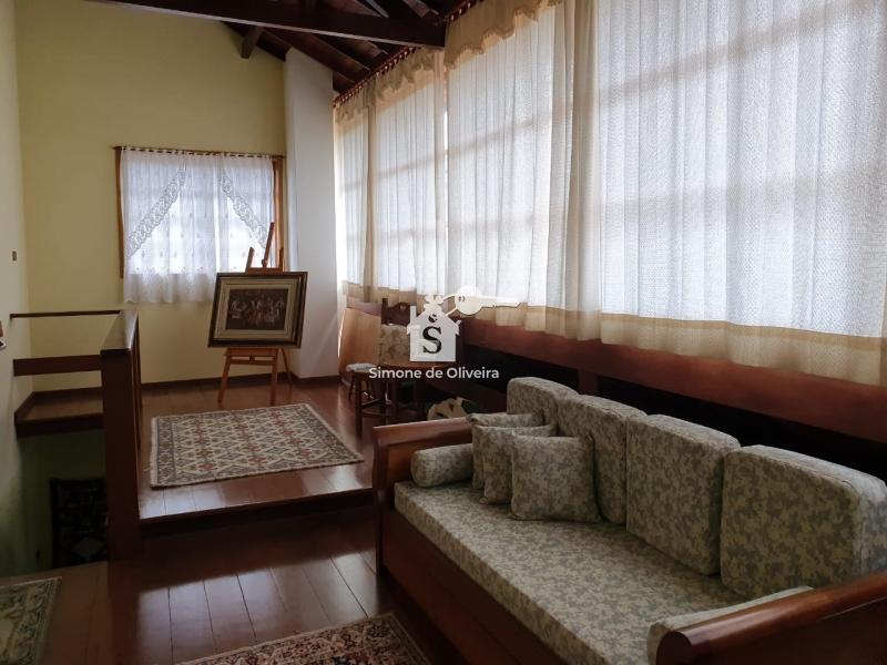 Comprar Casa em Itaipava, Petrópolis/RJ - Simone de Oliveira Imóveis