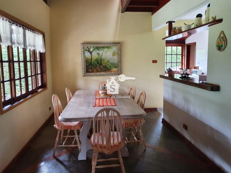 Comprar Casa em Itaipava, Petrópolis/RJ - Simone de Oliveira Imóveis