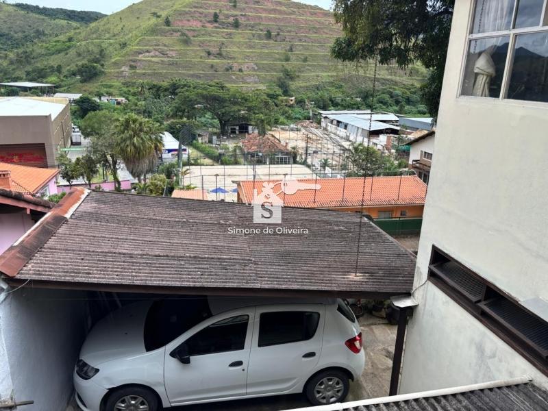 Comprar Casa em Itaipava, Petrópolis/RJ - Simone de Oliveira Imóveis