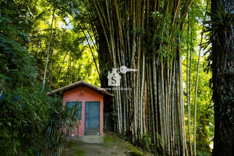 Comprar Casa em Itaipava, Petrópolis/RJ - Simone de Oliveira Imóveis