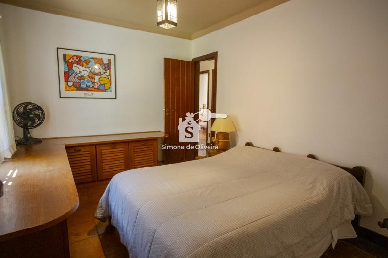 Comprar Casa em Itaipava, Petrópolis/RJ - Simone de Oliveira Imóveis