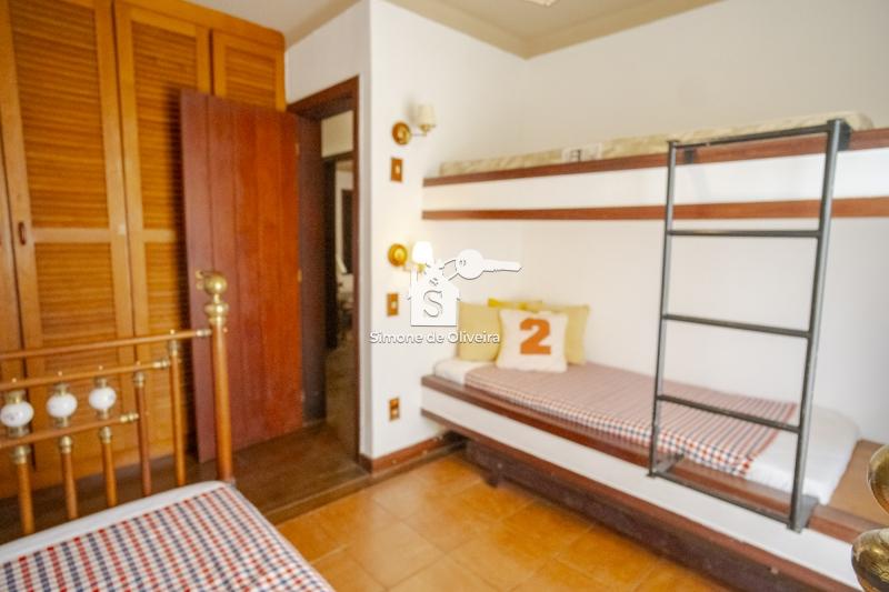 Comprar Casa em Itaipava, Petrópolis/RJ - Simone de Oliveira Imóveis