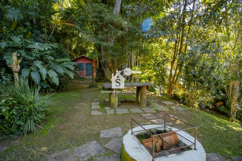 Comprar Casa em Itaipava, Petrópolis/RJ - Simone de Oliveira Imóveis