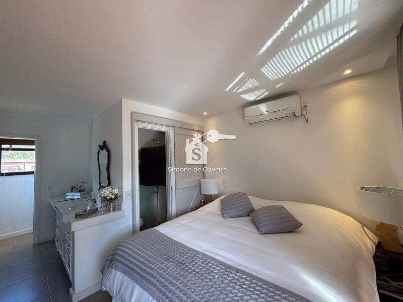 Comprar Casa em Pedro do Rio, Petrópolis/RJ - Simone de Oliveira Imóveis