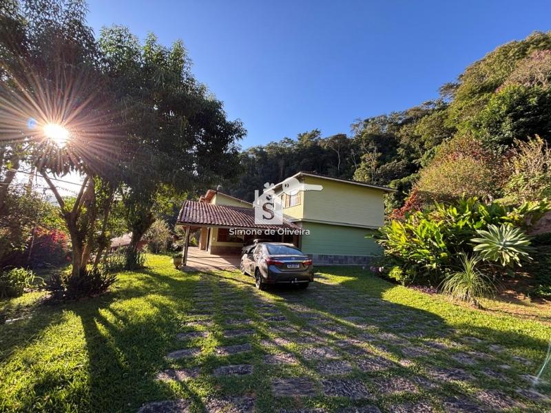 Comprar Casa em Itaipava, Petrópolis/RJ - Simone de Oliveira Imóveis Comprar Casa em Itaipava, Petrópolis/RJ - Simone de Oliveira Imóveis