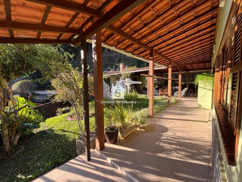 Comprar Casa em Itaipava, Petrópolis/RJ - Simone de Oliveira Imóveis Comprar Casa em Itaipava, Petrópolis/RJ - Simone de Oliveira Imóveis