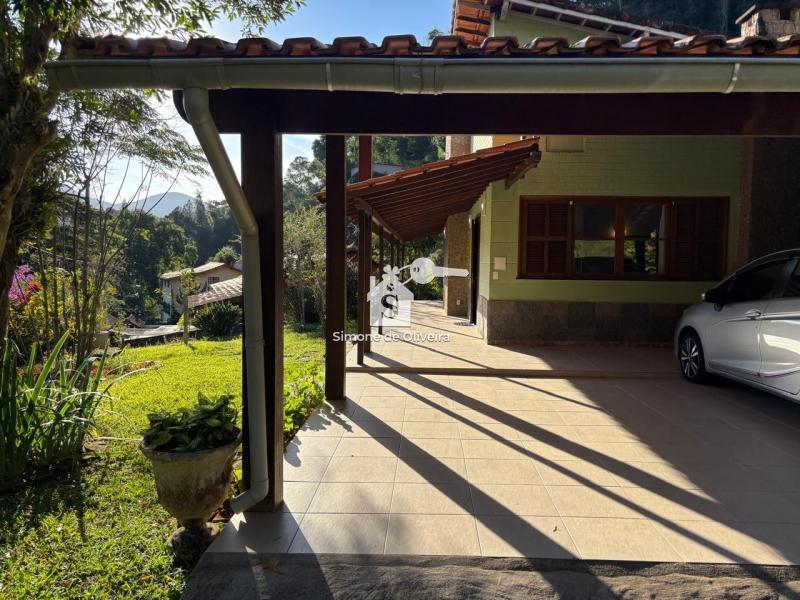 Comprar Casa em Itaipava, Petrópolis/RJ - Simone de Oliveira Imóveis Comprar Casa em Itaipava, Petrópolis/RJ - Simone de Oliveira Imóveis