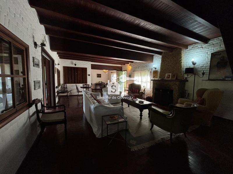 Comprar Casa em Cuiabá, Petrópolis/RJ - Simone de Oliveira Imóveis Comprar Casa em Cuiabá, Petrópolis/RJ - Simone de Oliveira Imóveis