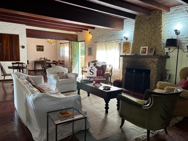 Comprar Casa em Cuiabá, Petrópolis/RJ - Simone de Oliveira Imóveis Comprar Casa em Cuiabá, Petrópolis/RJ - Simone de Oliveira Imóveis