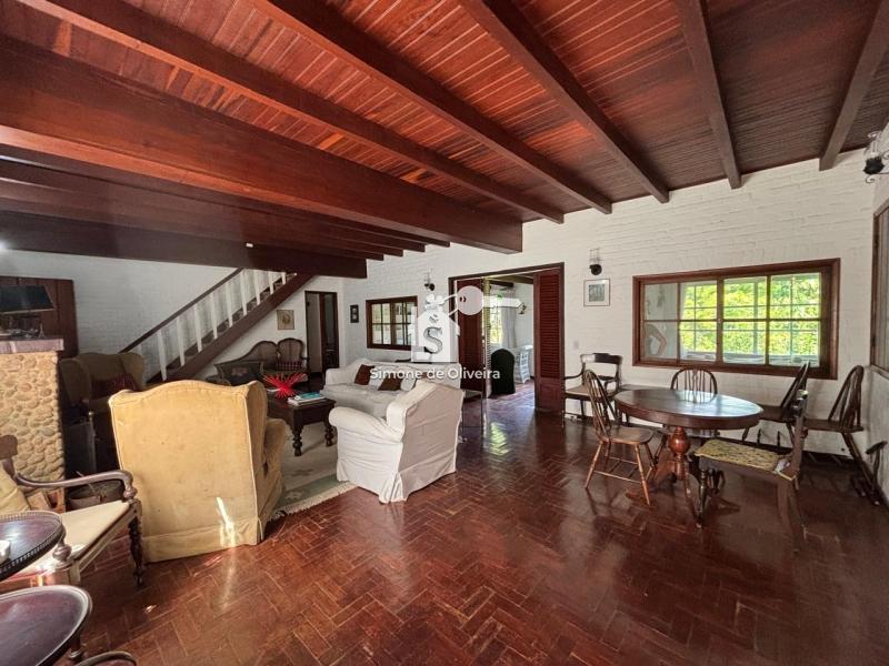 Comprar Casa em Cuiabá, Petrópolis/RJ - Simone de Oliveira Imóveis Comprar Casa em Cuiabá, Petrópolis/RJ - Simone de Oliveira Imóveis