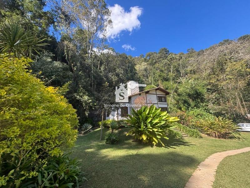Comprar Fazenda / Sítio em Araras, Petrópolis/RJ - Simone de Oliveira Imóveis