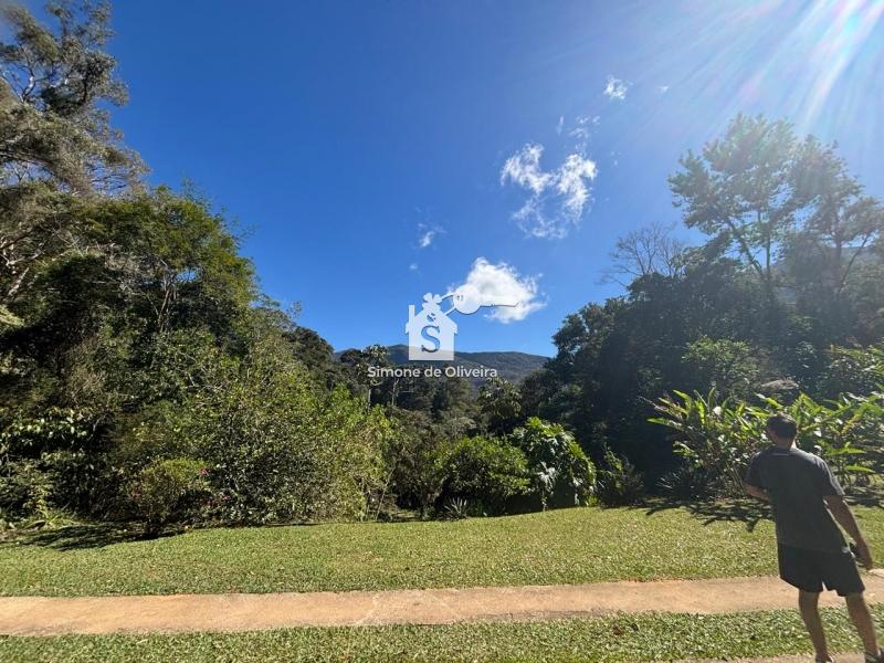 Comprar Fazenda / Sítio em Araras, Petrópolis/RJ - Simone de Oliveira Imóveis