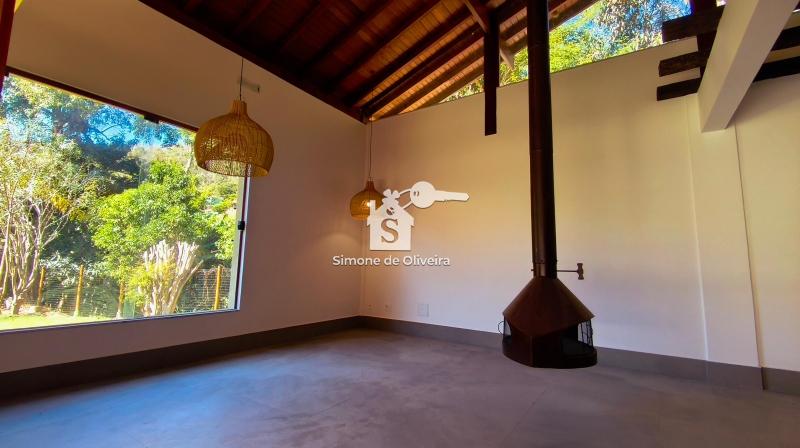 Comprar Casa em Itaipava, Petrópolis/RJ - Simone de Oliveira Imóveis