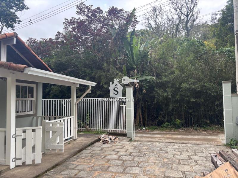 Comprar Casa em Itaipava, Petrópolis/RJ - Simone de Oliveira Imóveis Comprar Casa em Itaipava, Petrópolis/RJ - Simone de Oliveira Imóveis